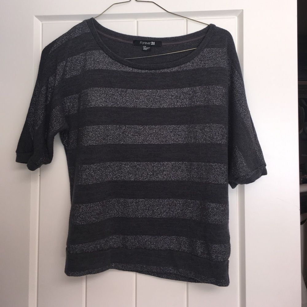 🛍 Forever 21 Sparkly gray top